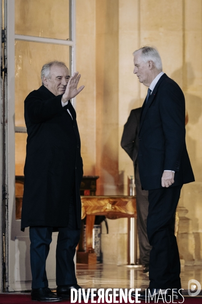 Passation de pouvoir Barnier/Bayrou