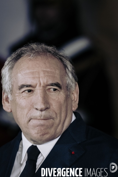 Passation de pouvoir Barnier/Bayrou