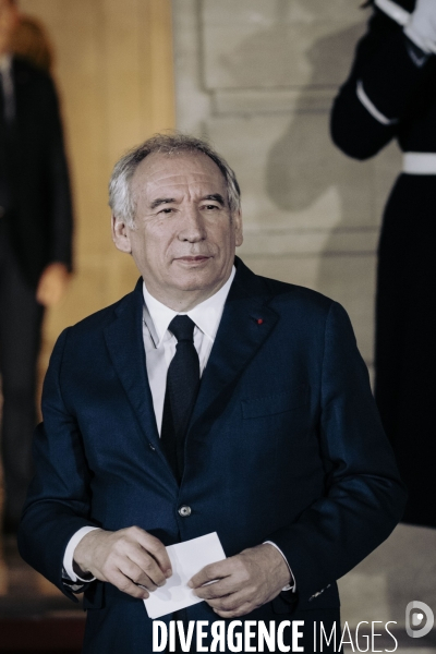 Passation de pouvoir Barnier/Bayrou