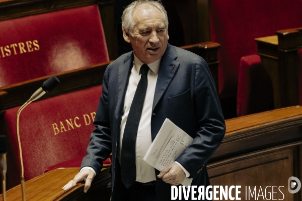 François Bayrou, questions au gouvernement.