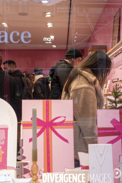 Derniers jours avant les fêtes de fin d Année à Marseille