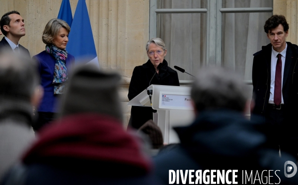 Passation de pouvoir entre Anne Genetet et Elisabeth Borne