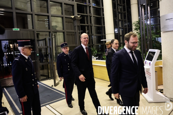 Passation au ministere de l economie et des finances