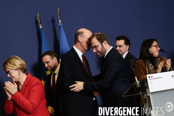 Passation au ministere de l economie et des finances