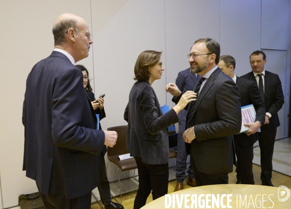 Rencontres Budget à Bercy Eric Lombard  avec Modem