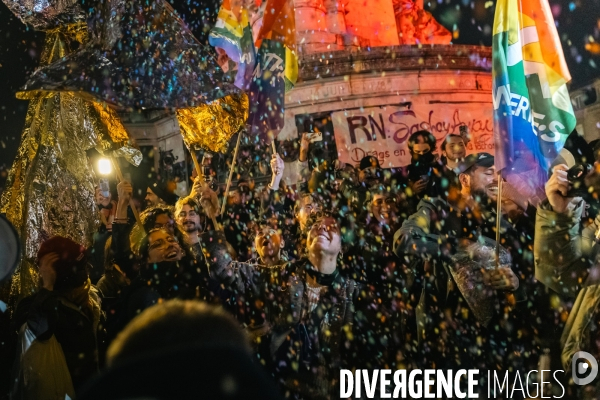 Apéro géant après le décès de Jean- Marie Le Pen