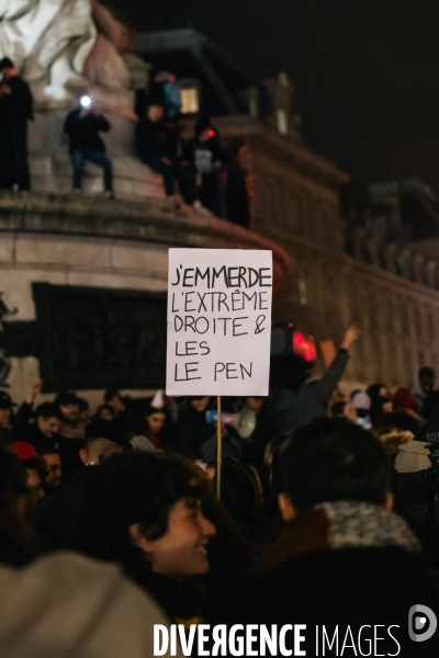 Apéro géant après le décès de Jean- Marie Le Pen
