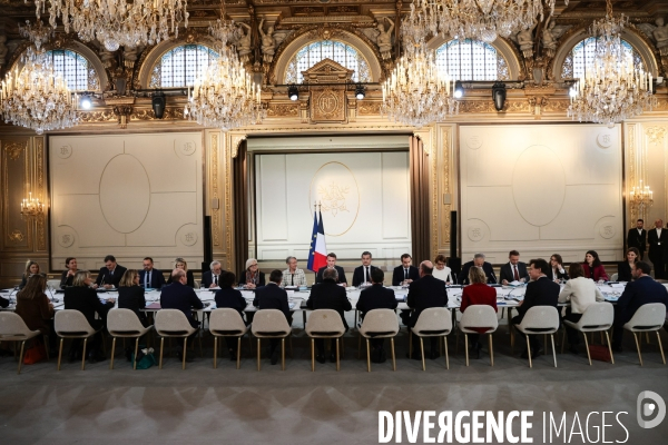 1er conseil des ministres du gouvernement bayrou