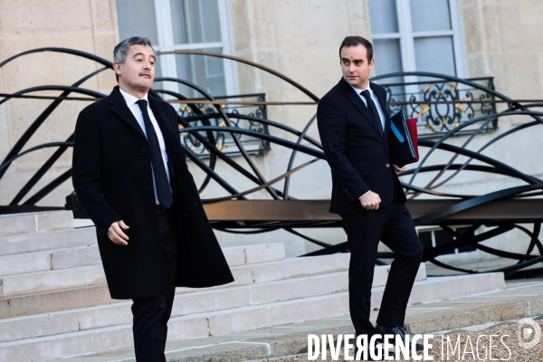 1er conseil des ministres du gouvernement bayrou