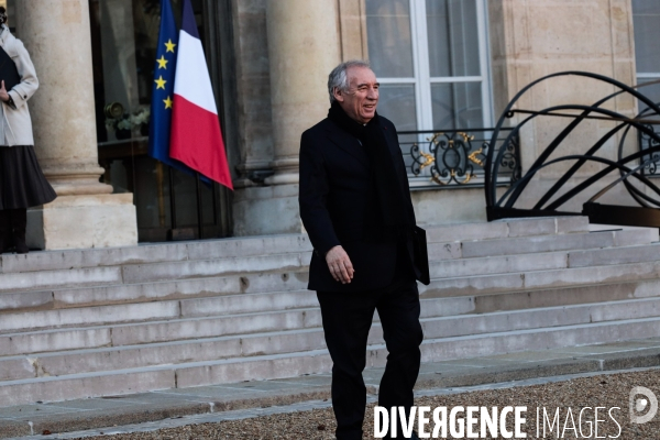 1er conseil des ministres du gouvernement bayrou