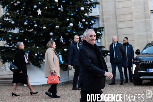 1er conseil des ministres du gouvernement bayrou