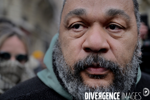 Messe d’hommage à Jean Marie LE PEN / Dieudonné