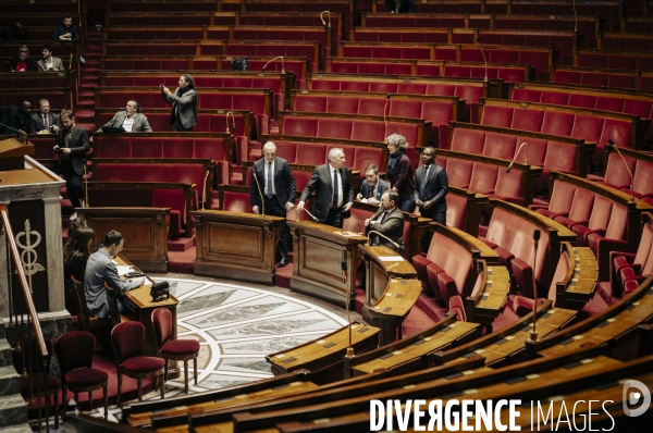Motion de censure contre le gouvernement Bayrou