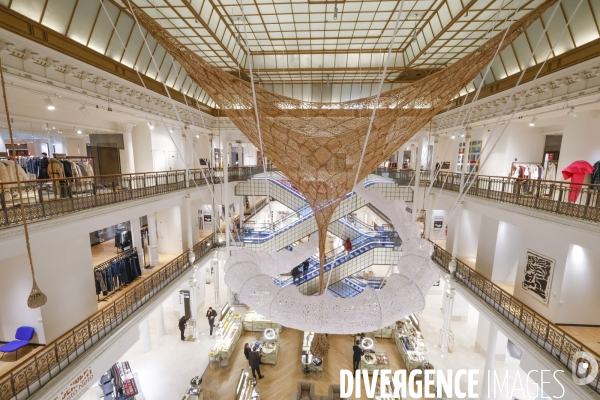 Le serpent ernesto neto au bon marche