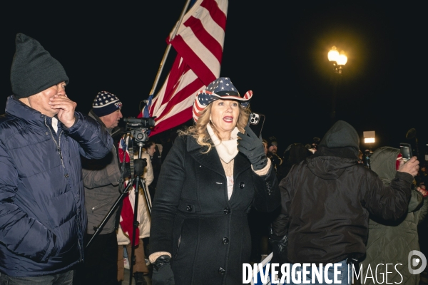 Investiture de Donald Trump - L attente de la libération des insurgés du Capitole à Washington.