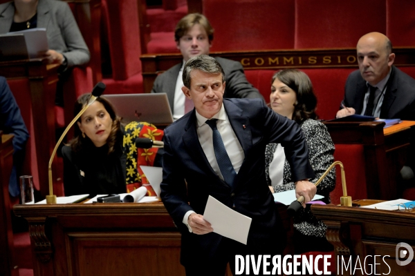 Assemblee Nationale / Projet de loi d urgence pour Mayotte