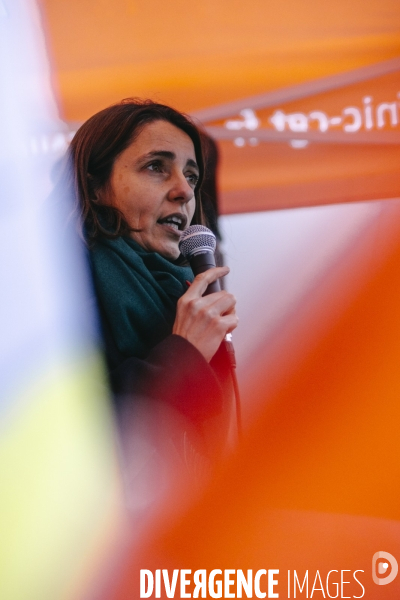 Rassemblement de la CGT contre les licenciements