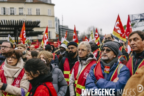 Rassemblement de la CGT contre les licenciements