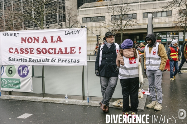 Rassemblement de la CGT contre les licenciements