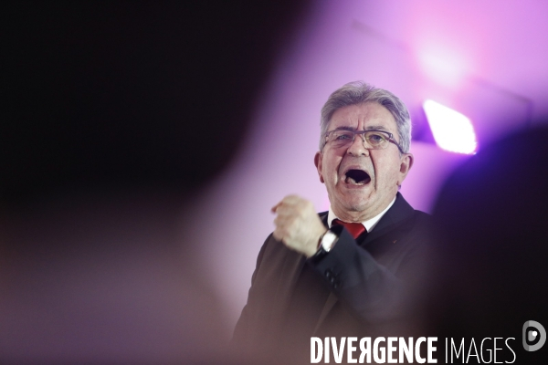 Meeting de campagne municipale de louis boyard a villeneuve-saint-georges.