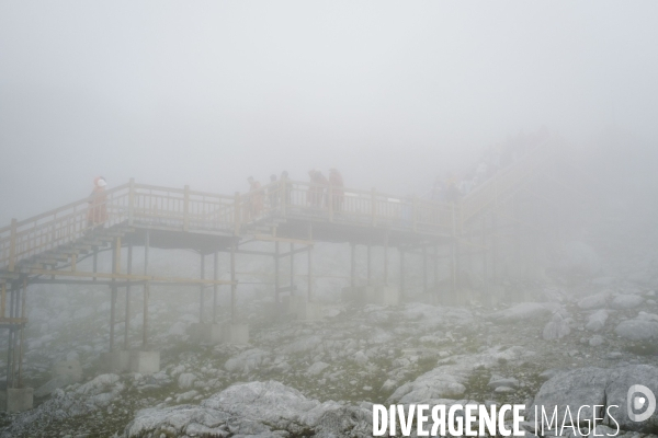 Tourisme en chine, ascension du mont du Dragon de Jade
