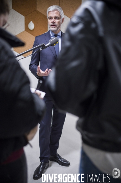 LAURENT WAUQUIEZ EN deplacement a l hay-les-roses aupres du depute vincent jeanbrun.