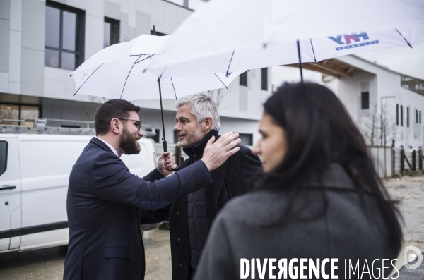 LAURENT WAUQUIEZ EN deplacement a l hay-les-roses aupres du depute vincent jeanbrun.
