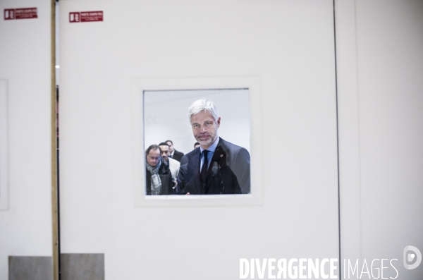 LAURENT WAUQUIEZ EN deplacement a l hay-les-roses aupres du depute vincent jeanbrun.