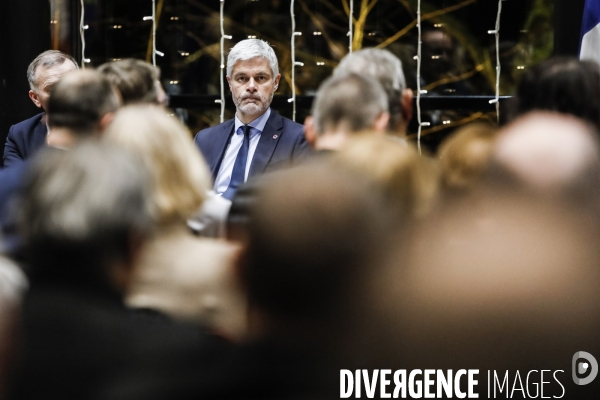 Laurent wauquiez en rencontre aupres des militants les republicains a maisons-alfort.