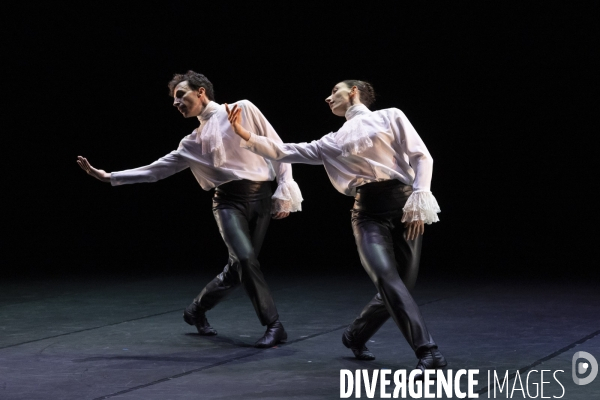 LARMES BLANCHES de Angelin Preljocaj