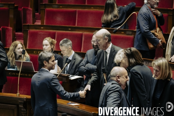 49.3 pour le Budget et la Sécurité sociale.