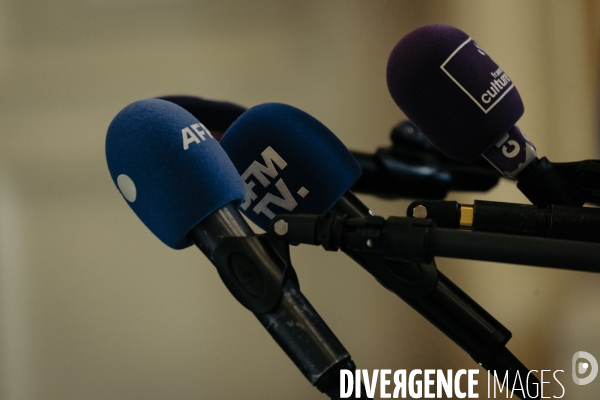 49.3 pour le Budget et la Sécurité sociale.