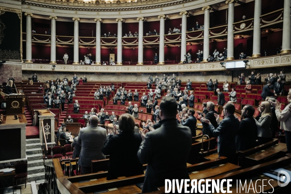 49.3 pour le Budget et la Sécurité sociale.