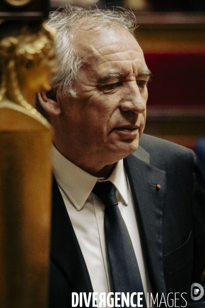 49.3 pour le Budget et la Sécurité sociale.