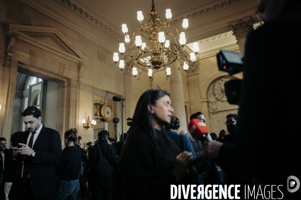 49.3 pour le Budget et la Sécurité sociale.