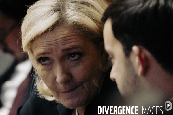 Motion de censure portée par LFI contre le 49.3