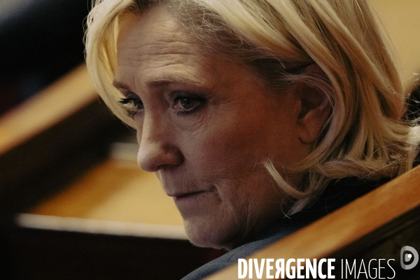 Motion de censure portée par LFI contre le 49.3