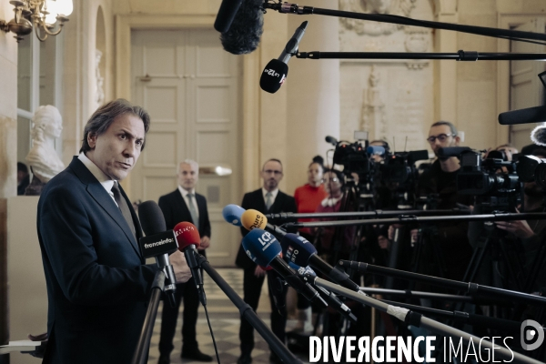 Motion de censure portée par LFI contre le 49.3