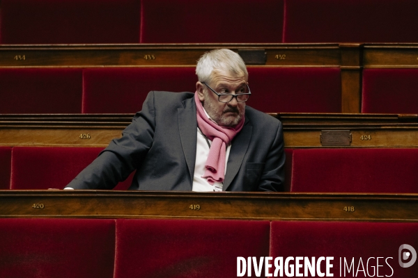 Motion de censure portée par LFI contre le 49.3