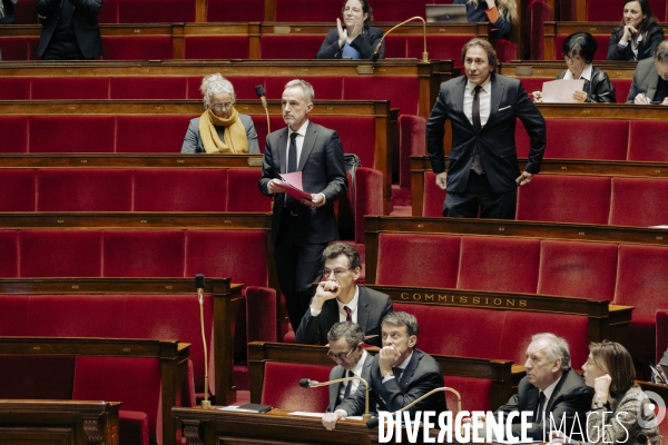 Motion de censure portée par LFI contre le 49.3