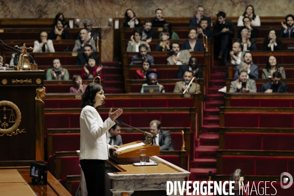 Motion de censure portée par LFI contre le 49.3