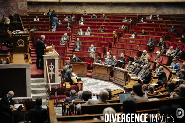 Motion de censure portée par LFI contre le 49.3