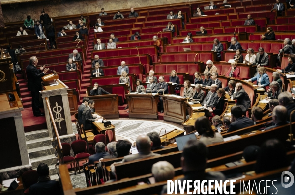 Motion de censure portée par LFI contre le 49.3