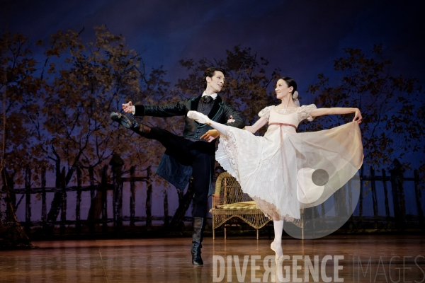ONÉGUINE  / John Cranko / Ballet de l Opéra national de Paris