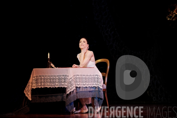 ONÉGUINE  / John Cranko / Ballet de l Opéra national de Paris