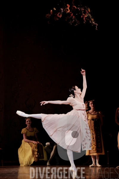 ONÉGUINE  / John Cranko / Ballet de l Opéra national de Paris