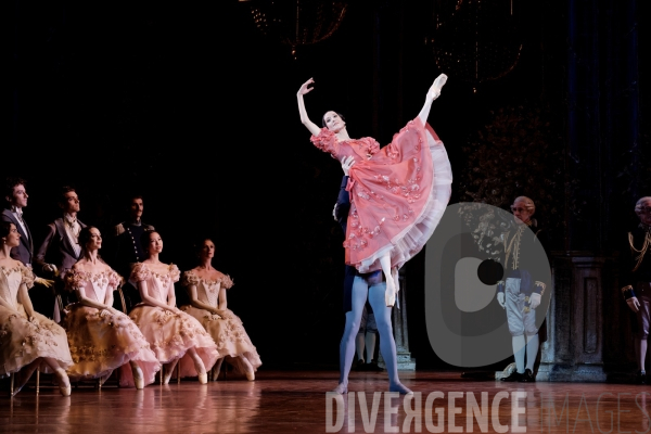 ONÉGUINE  / John Cranko / Ballet de l Opéra national de Paris
