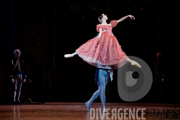 ONÉGUINE  / John Cranko / Ballet de l Opéra national de Paris
