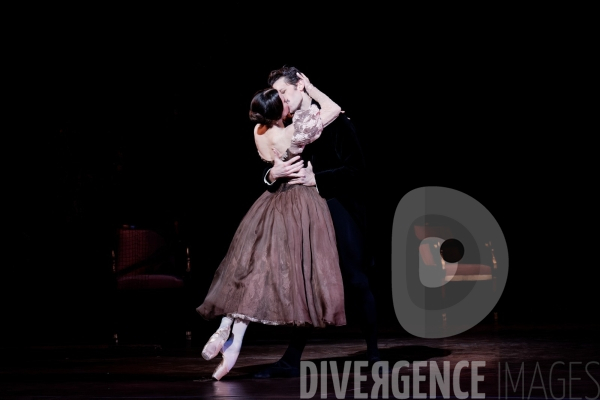 ONÉGUINE  / John Cranko / Ballet de l Opéra national de Paris