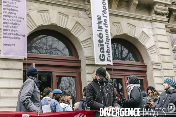 Manifestation de soutien aux migrants refugies à la Gaite Lyrique